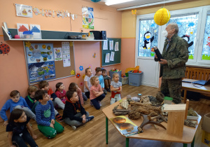 Warsztaty przyrodnicze: Drzewa naszym skarbem gr.3