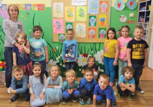 DZIEŃ POLSKIEJ NIEZAPOMINAJKI- gr 2
