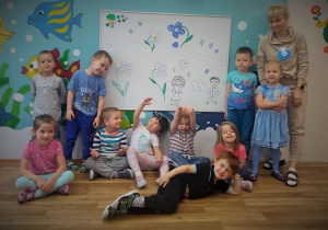 DZIEŃ POLSKIEJ NIEZAPOMINAJKI- gr 1