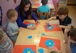 DZIEŃ POLSKIEJ NIEZAPOMINAJKI- gr 1
