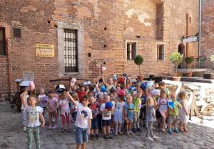 WYCIECZKA DO UNIEJOWA- grupa 2 i 3