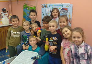 Zabawa tematyczna W SALONIE FRYZJERSKIM